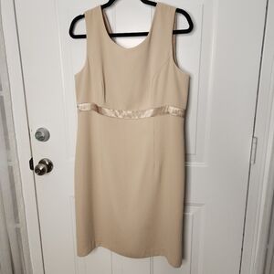 Classic Danny &‎ Nicole Taupe Dress Size 14
